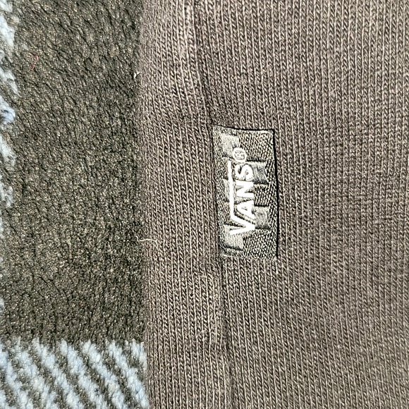 VANS. Heavyweight thick pullover crew neck. Premium. Men's size Large - Picture 15 of 15